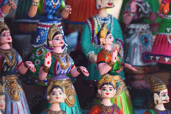 Fototapeta Indian famous Thanjavur dancing female dolls	
