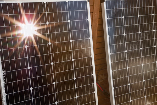 Fototapeta  Balkonkraftwerk / Solarpannel / Solarenergie / Grüne Energie / Selbst PV Anlage / Stromerzeugung / Energiewende / Energie / steigende Stromkosten / Autark