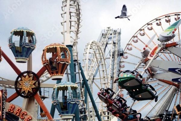 Obraz molo na brzegu