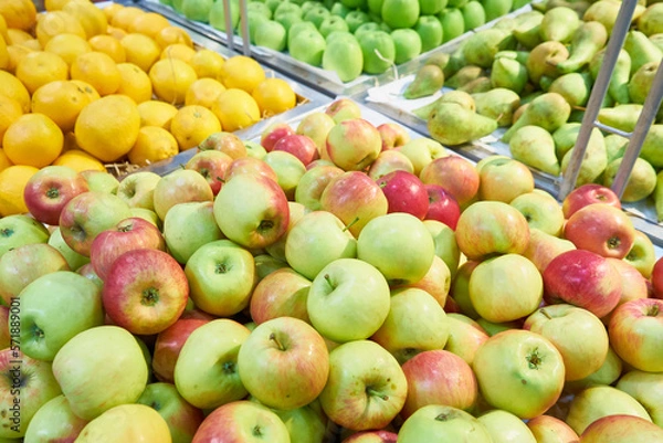 Obraz Ripe apples, lemons and pears close-up