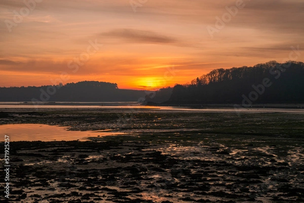Obraz sunrise over the river