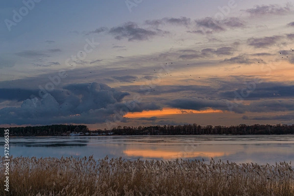 Fototapeta Evening over river