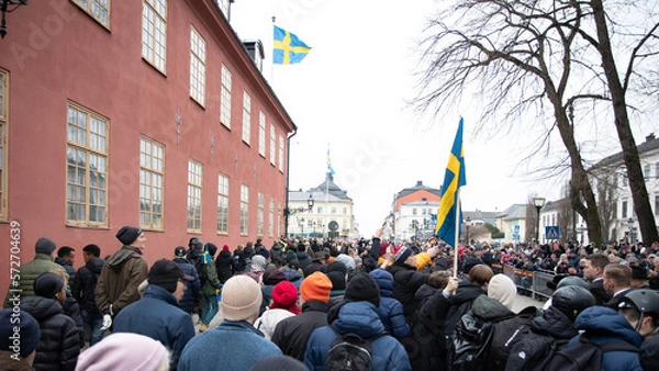 Fototapeta Crowd walking when the King of Sweden visit Nykoping