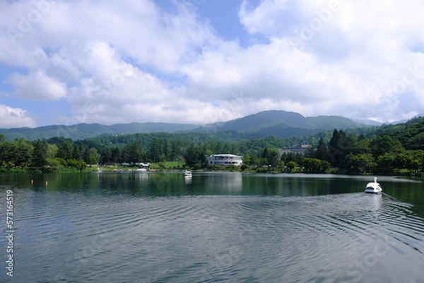 Obraz 女神湖とスワンボート