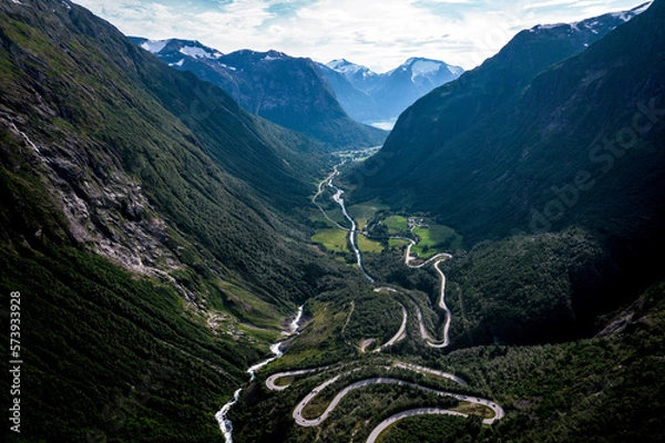Obraz mountain road in Norway 