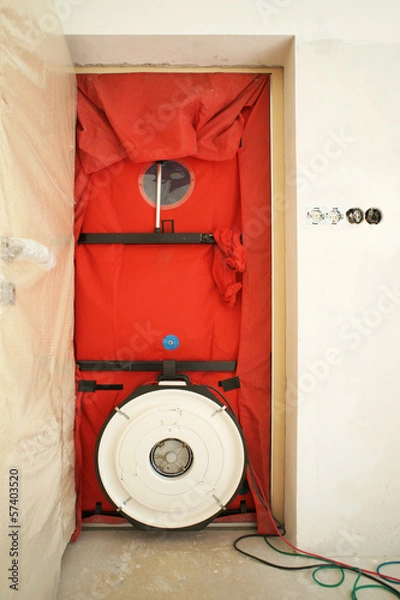 Obraz Testowanie drzwi dmuchawy