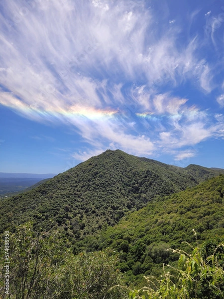 Obraz arcoiris en la montaña