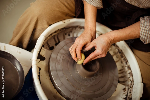 Obraz hands making ceramic cup