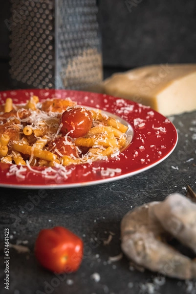 Obraz pasta pomodoro con scampi