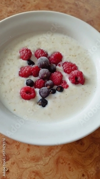 Obraz yogurt with berries