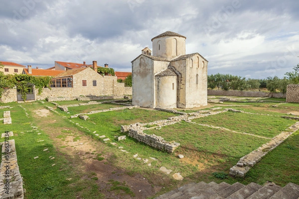 Fototapeta The area around the Church of the Holy Cross in Nin, also known as the smallest cathedral in the world