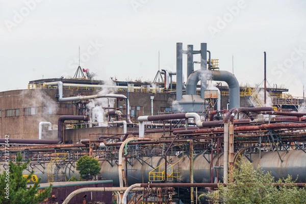 Fototapeta 白い煙を上げる製鉄工場　千葉