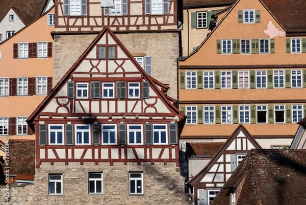Fototapeta Germany, Baden-Württemberg, Schwäbisch Hall 10-04-2022 View over the historic old town with the  Kocher River an historic half-timbered houses