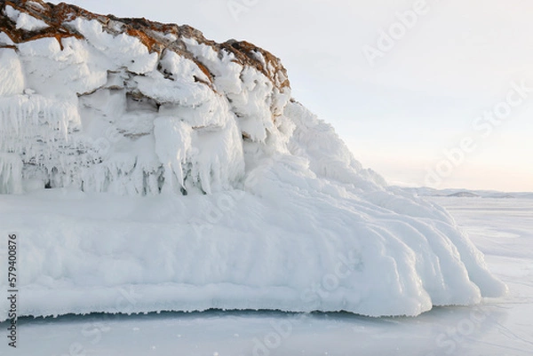 Fototapeta ice splashes on the rocks of Baikal