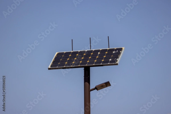 Obraz 青空の下の太陽光発電