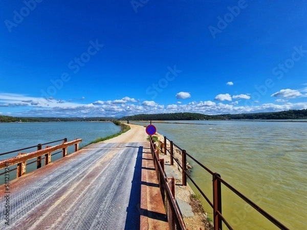 Obraz  bridge over the sea
