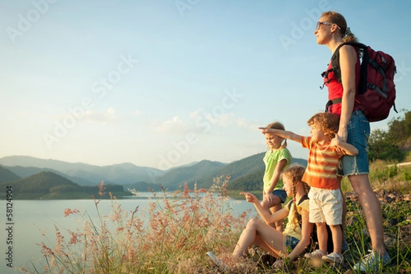 Obraz Family Afternoon on the Lake Shore