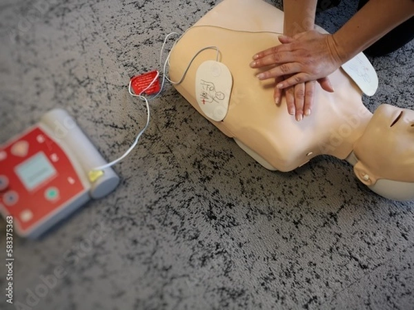 Obraz secourisme - défibrilateur et  massage cardiaque