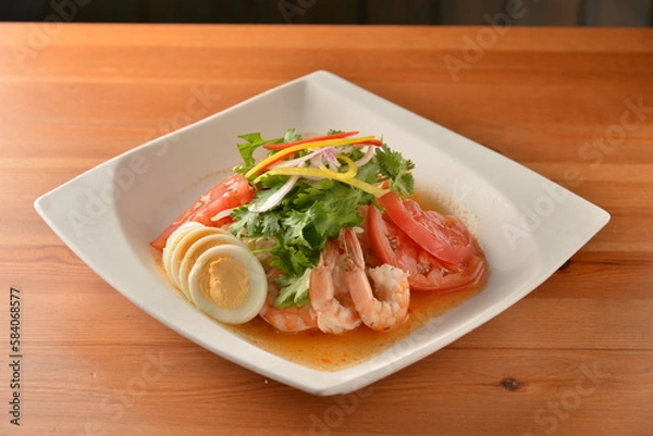 Obraz 多国籍風ピリ辛な冷たい麺料理