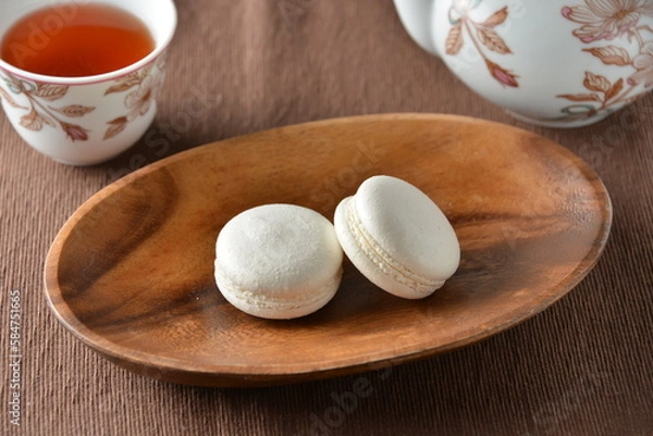 Fototapeta お皿に盛ったマカロン