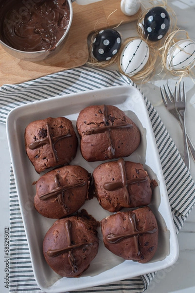 Obraz chocolate orange hot cross buns..traditional easter pastries