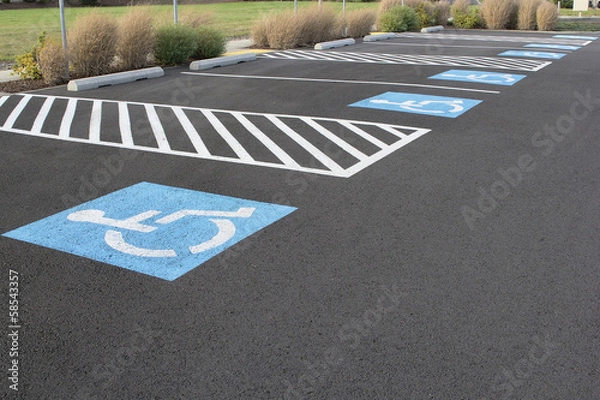 Obraz Miejsca parkingowe dla niepełnosprawnych