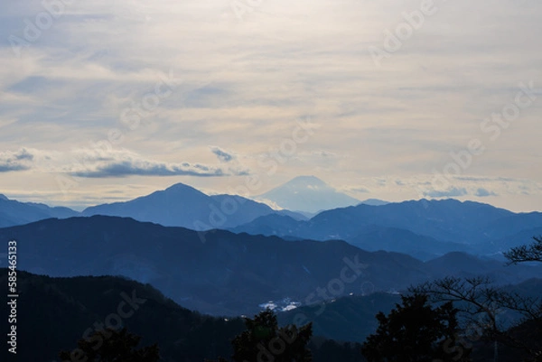 Fototapeta 冬の高尾山からの富士山と山々の景色