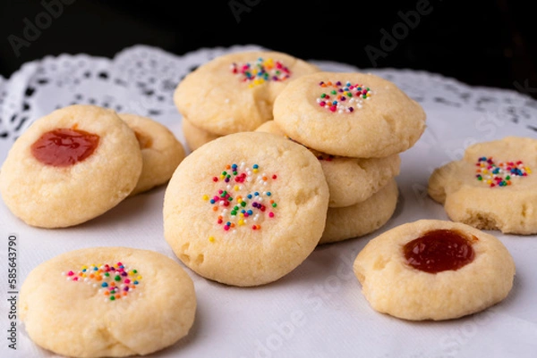 Obraz The polvoron or mantecado is a cake, generally small, made of flour.