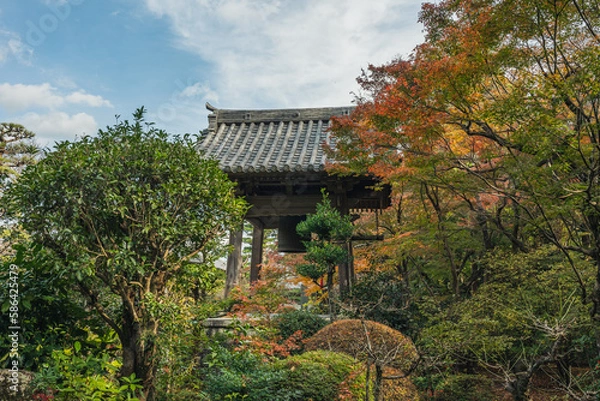 Obraz 寺の鐘と紅葉と空