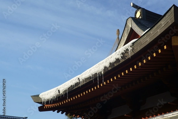 Fototapeta 寺社とつらら