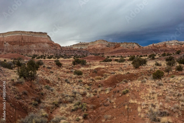Obraz Gorgeous geological red rock formations with overcast sky in the high desert