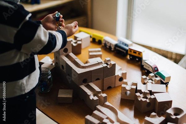 Obraz 積み木で遊ぶ子供
