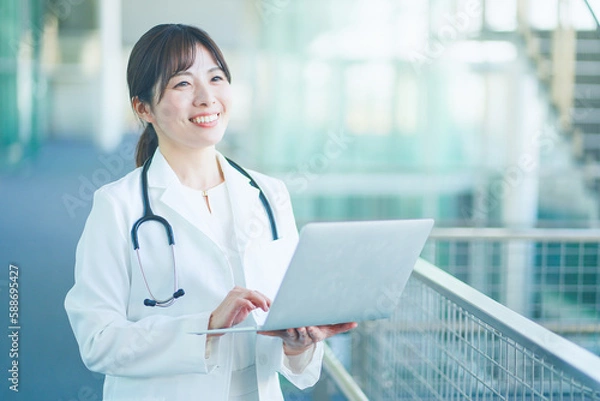 Fototapeta 病院　医者　日本人女性　ポートレート