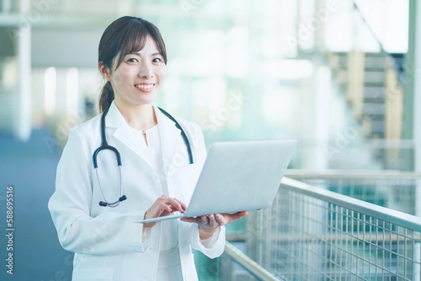 Fototapeta 病院　医者　日本人女性　ポートレート