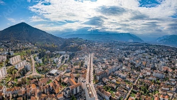 Fototapeta Voiron vue de drone, Isère, Auvergne-Rhône-Alpes, France