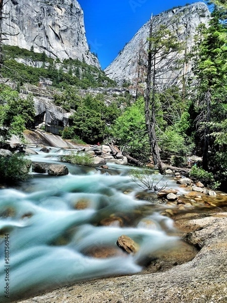 Obraz cour d'eau montagne