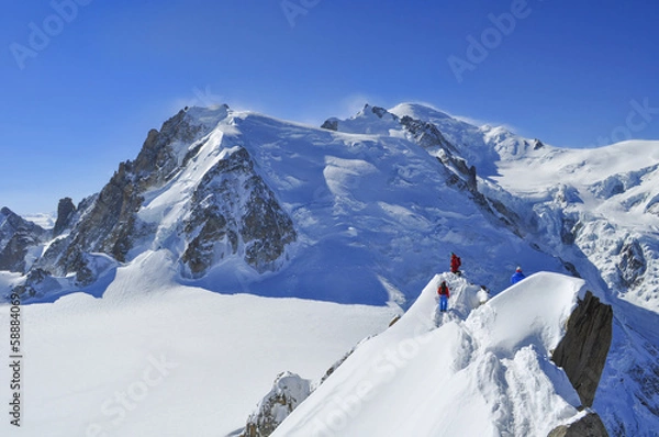 Fototapeta Group of Climbers Towards Aiguille du Midi