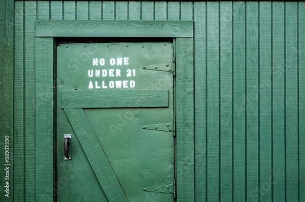 Obraz The back door to the Irish Pub