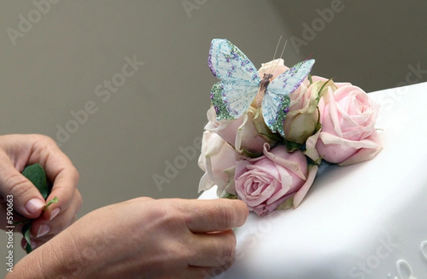 Obraz decorating wedding cake