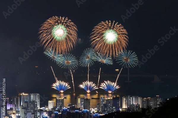 Fototapeta A fireworks event is being held in Gwangalli, Busan, in hopes of holding the 2030 Expo