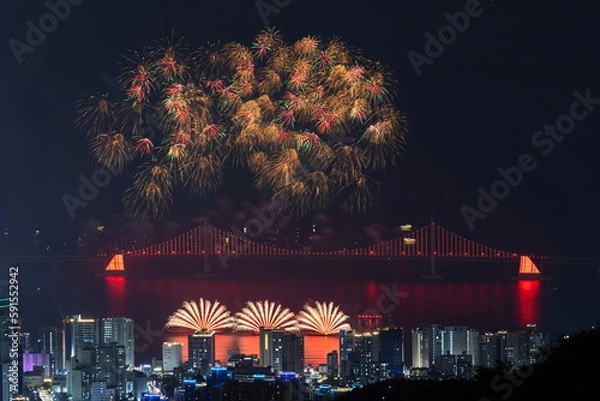 Fototapeta A fireworks event is being held in Gwangalli, Busan, in hopes of holding the 2030 Expo