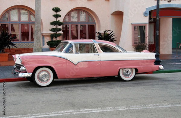 Obraz Retro pink automobile