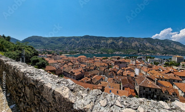 Obraz Widok na zatokę Kotorską i miasto Kotor