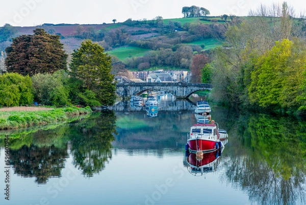 Obraz Boats on the River Dart in Totnes reflecting in the still water