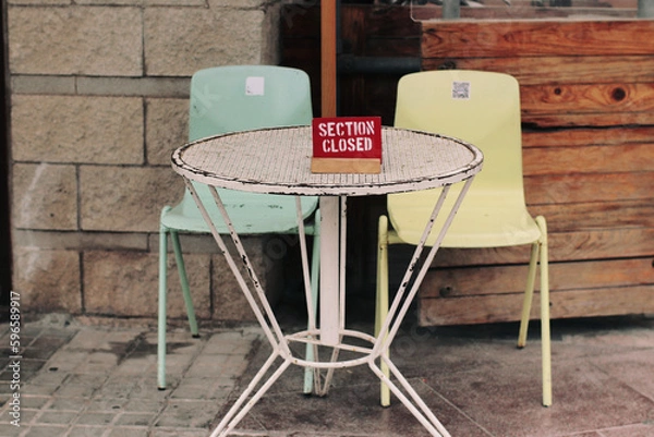 Fototapeta Section closed
Cerrado