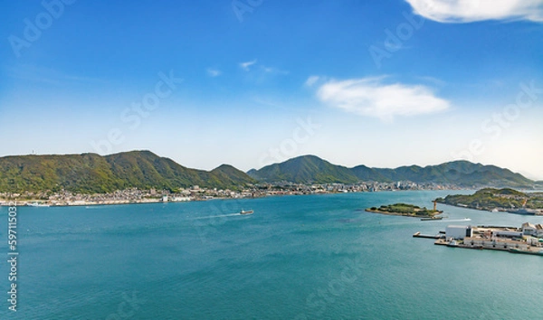 Fototapeta タワーの上から見る山口県下関と北九州の街並み