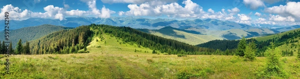 Fototapeta Panoramic view from Kostrych ridge. Mountain range Chornohora. Carpathian Mountains, Ukraine.