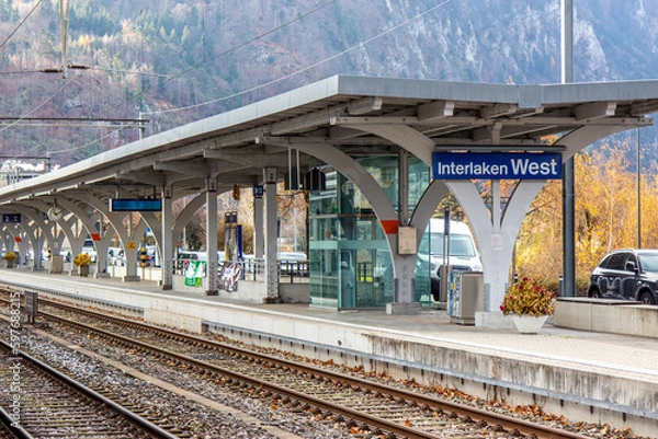 Obraz Interlaken west train station platform