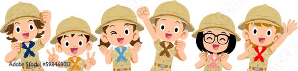 Obraz 探検隊の服を着た元気な小学生男女の上半身
