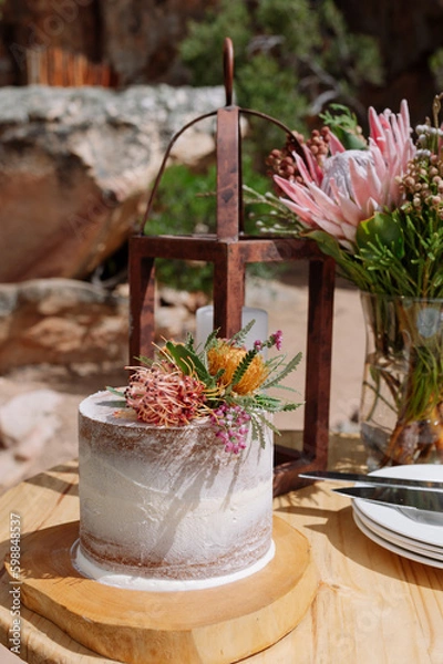 Obraz wedding cake with flowers